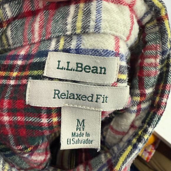 L.L. Bean Classic Plaid Flannel Button Front Long Sleeve Womens Medium Petite - Picture 2 of 4